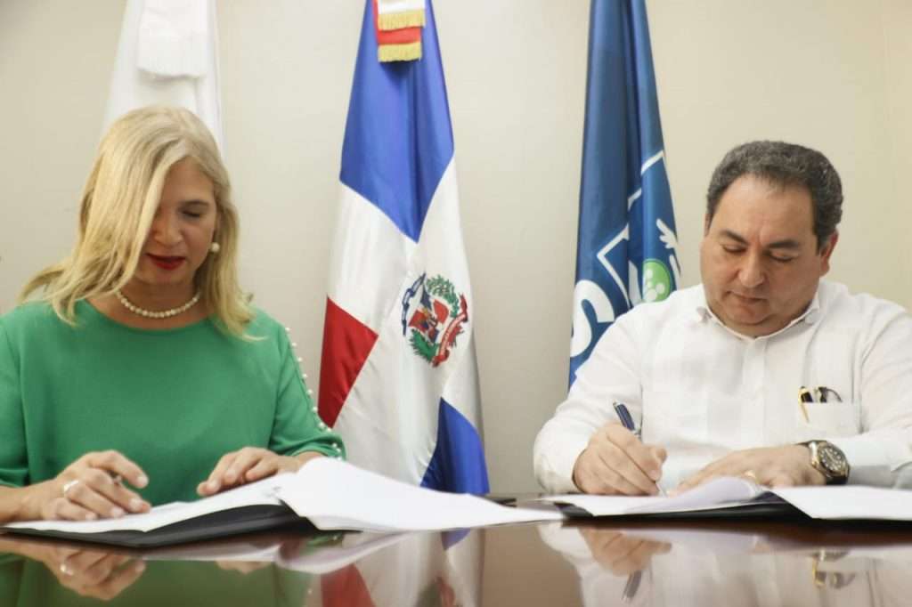 SNS y Fundación Nido para Ángeles firman acuerdo a favor salud neonatales